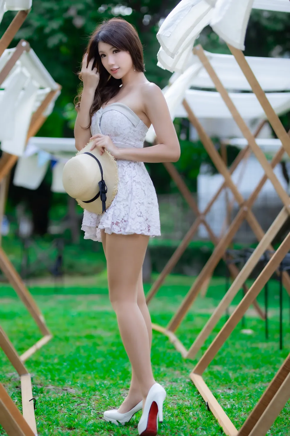 [Mzsock] NO.183 Zhang Lunzhen off-shoulder dress, stockings, high heels and beautiful legs street photography#[36P]-12